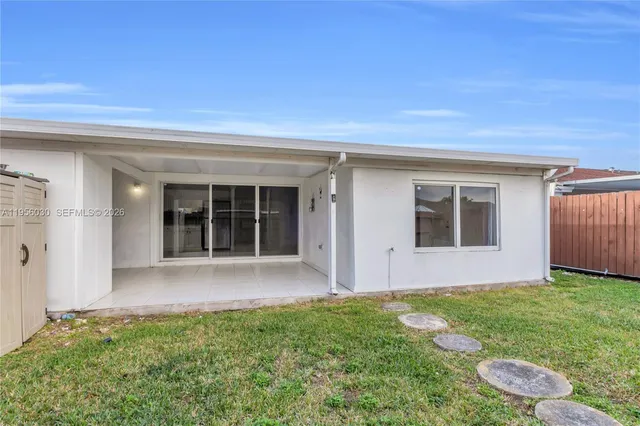 $2,850 | 7197 Southwest 152nd Place, Miami, FL 33193