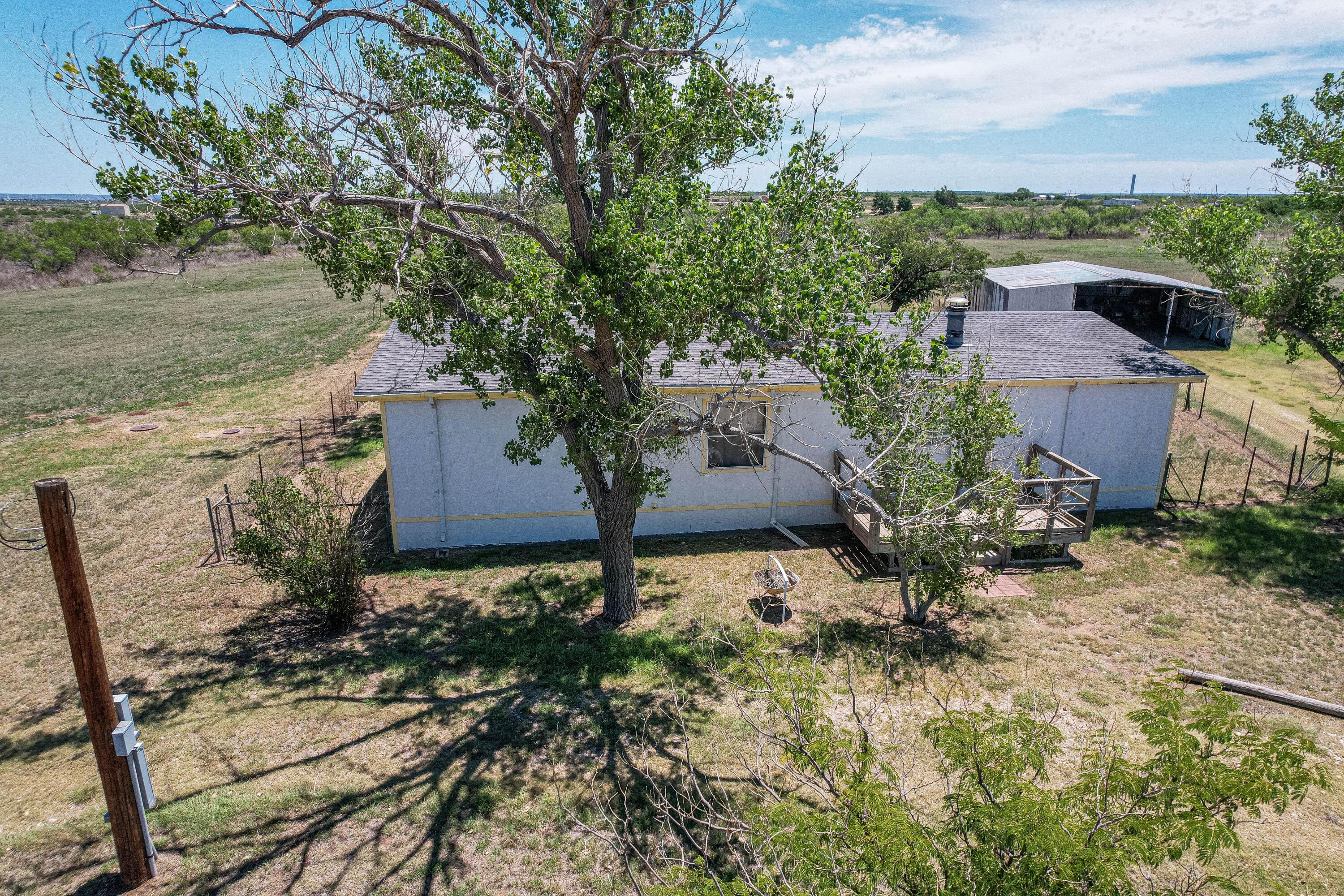 9750 Amarillo Road Fritch, TX 79036 - Photo 22 of 48 img (22 of 49)