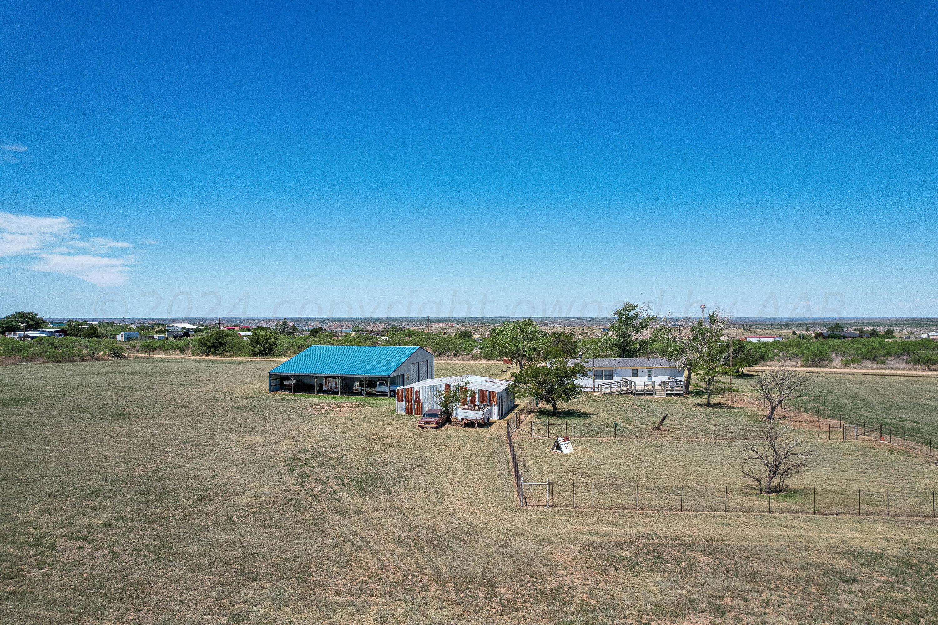 9750 Amarillo Road Fritch, TX 79036 - Photo 6 of 48 img (6 of 49)