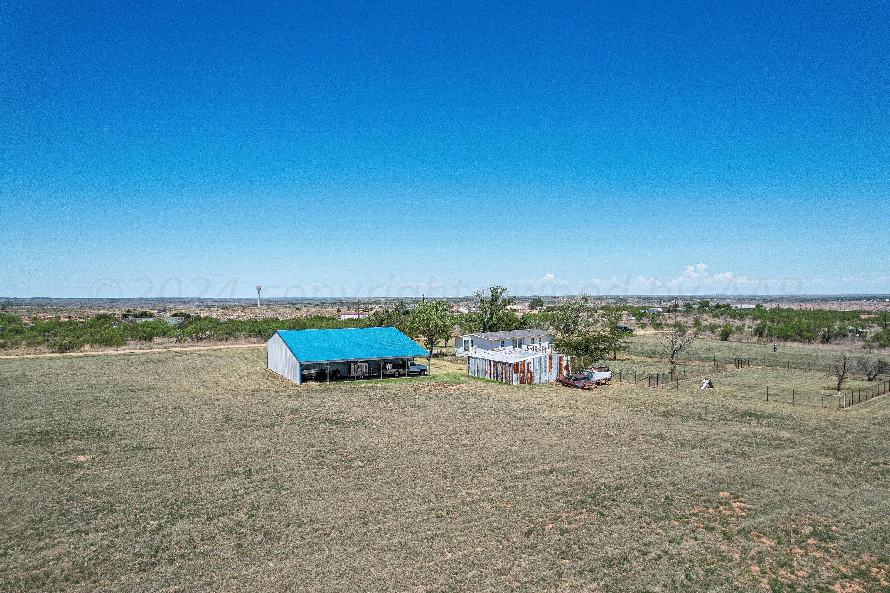 9750 Amarillo Road Fritch, TX 79036 - Photo 8 of 48 img (8 of 49)