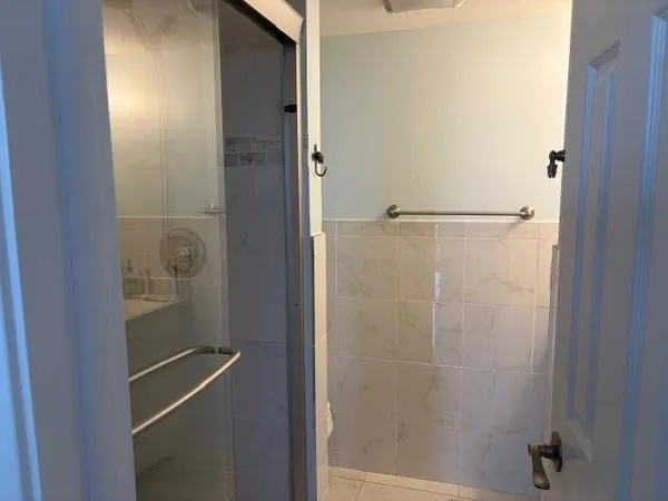 $3,000 | 740 East Ocean Avenue, Unit 407, Boynton Beach, FL 33435