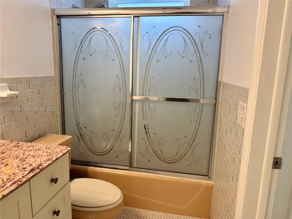 $1,900 | 2855 Leonard Drive, Unit H202, Aventura, FL 33160