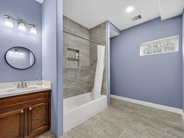 $265,000 | 1833 County Road 3556, Cleveland, TX 77327