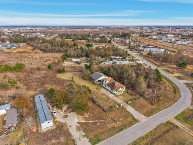 $265,000 | 1833 County Road 3556, Cleveland, TX 77327
