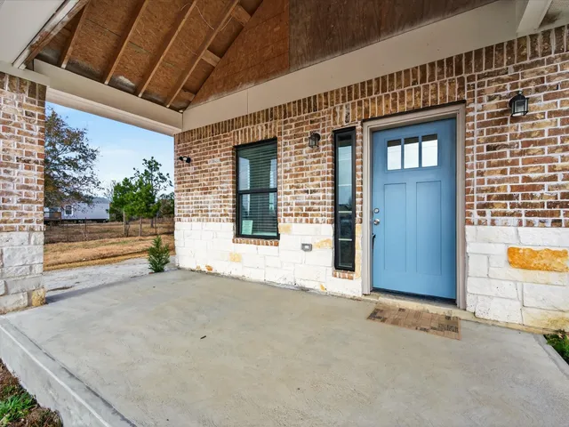 $265,000 | 1833 County Road 3556, Cleveland, TX 77327