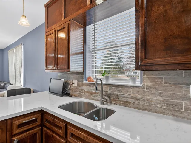 $265,000 | 1833 County Road 3556, Cleveland, TX 77327