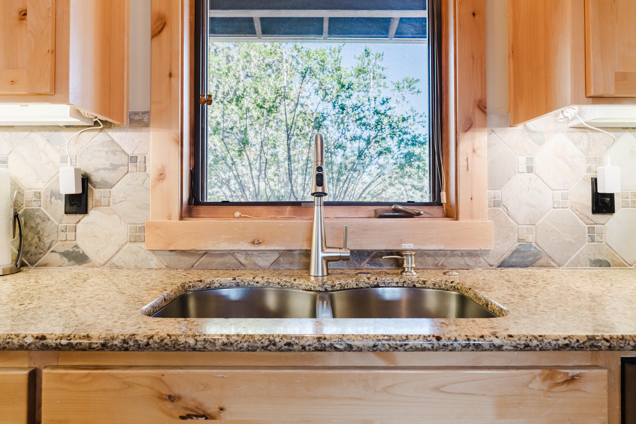 16648 South W Brasada Ranch Road Powell Butte, OR 97753 - Photo 5 of 79 Cabin 110 - Small-4