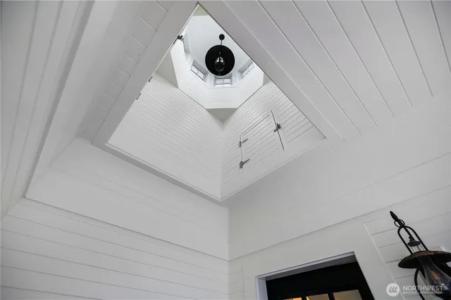 $3,549,000 | 7 East Myrtle Lane, Pacific Beach, WA 98571