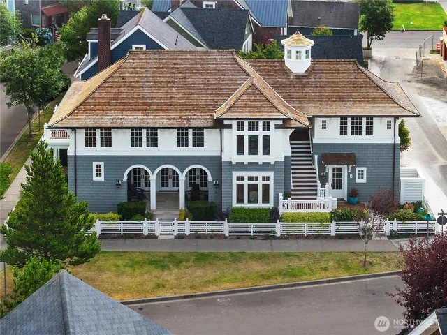 $3,549,000 | 7 East Myrtle Lane, Pacific Beach, WA 98571