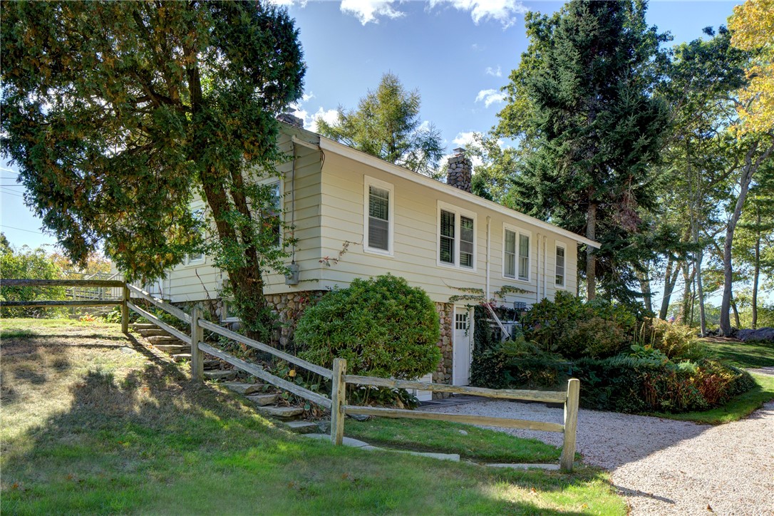 346 Post Road Westerly, RI 02891 - Photo 2 of 32