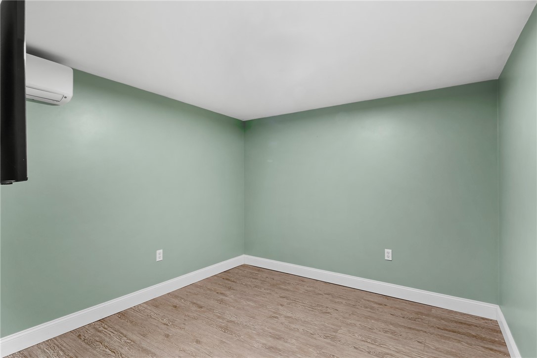 346 Post Road Westerly, RI 02891 - Photo 28 of 32