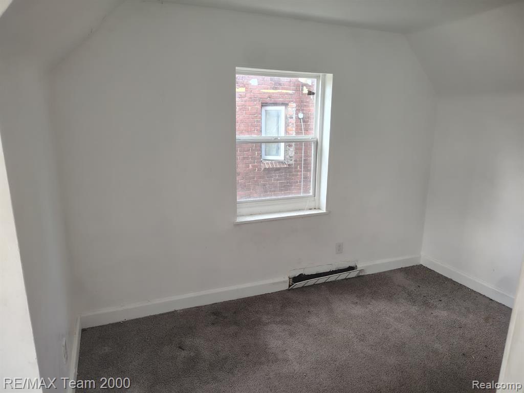 8860 Appoline Street Detroit, MI 48228 - Photo 37 of 45