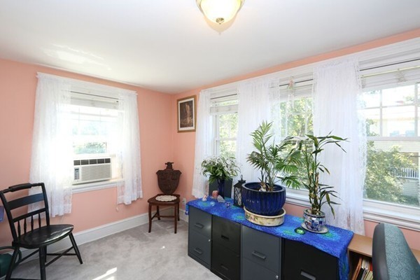 83-85 Warwick Road Newton, MA 02465 - Photo 15 of 29