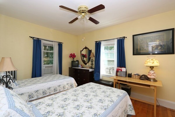 83-85 Warwick Road Newton, MA 02465 - Photo 19 of 29