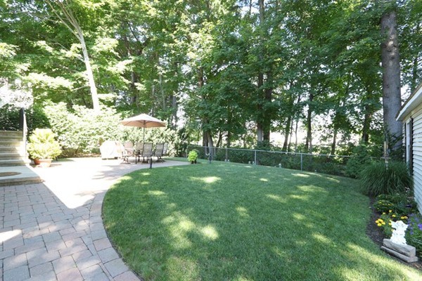 83-85 Warwick Road Newton, MA 02465 - Photo 4 of 29