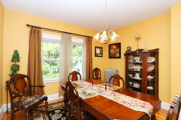 83-85 Warwick Road Newton, MA 02465 - Photo 10 of 29