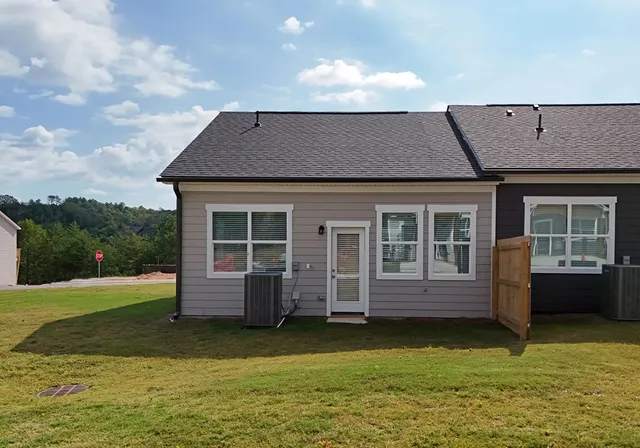 $259,900 | 51 Grove Loop, Blue Ridge, GA 30513