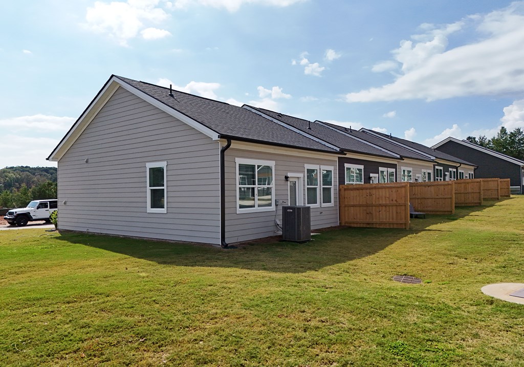 51 Grove Loop Blue Ridge, GA 30513 - Photo 10 of 30