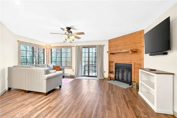 $270,000 | 1245 Tanyard Lane, Hidden Valley, PA 15502