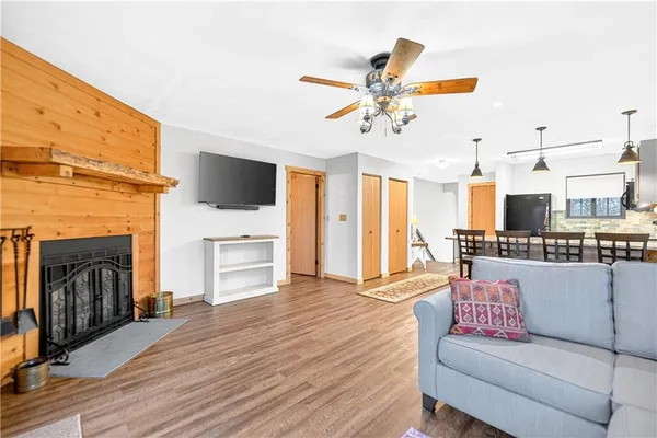 $270,000 | 1245 Tanyard Lane, Hidden Valley, PA 15502