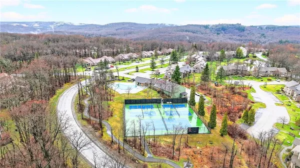 $270,000 | 1245 Tanyard Lane, Hidden Valley, PA 15502