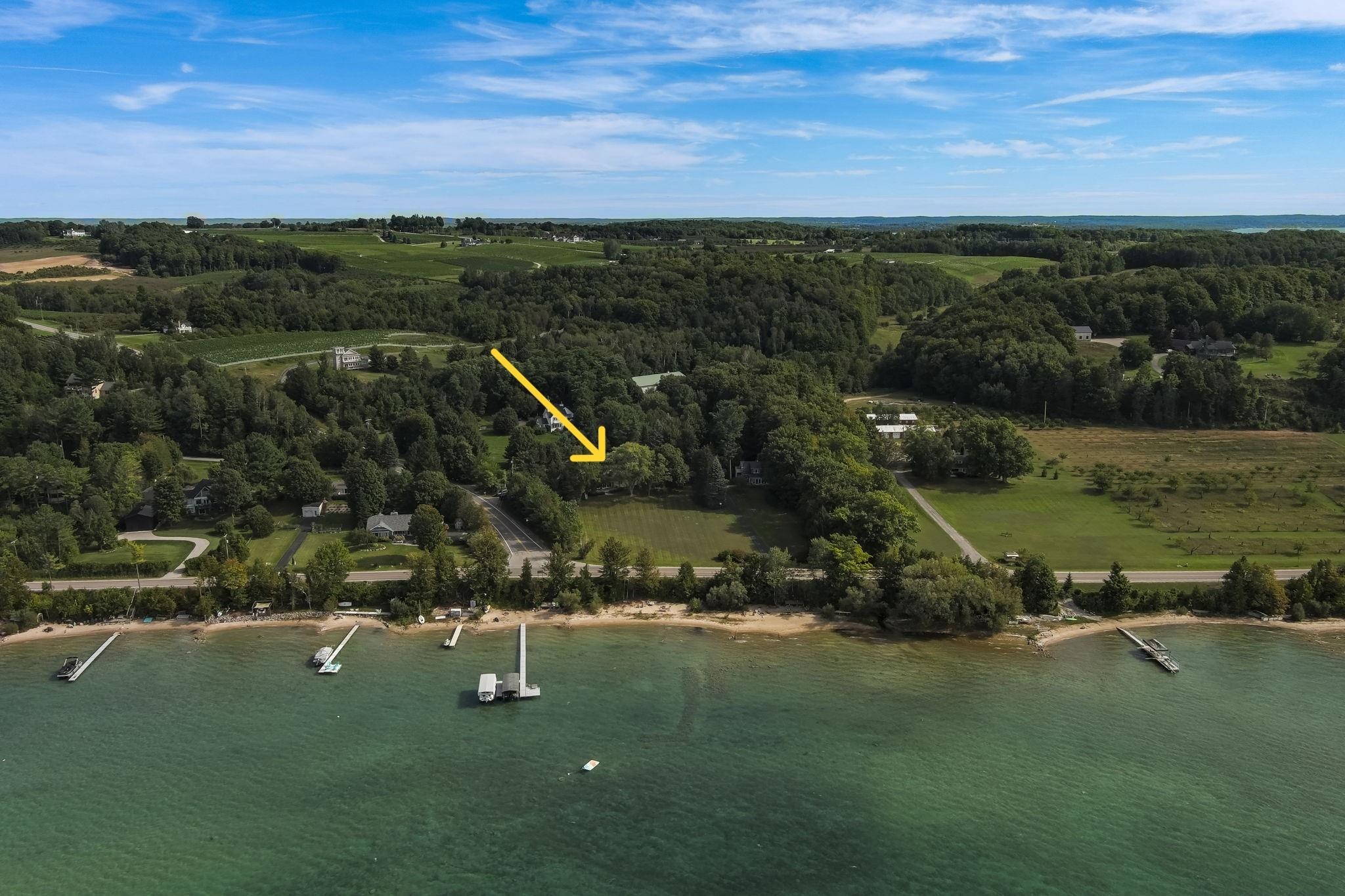 1996 Island View Road Traverse City, MI 49686 - Photo 57 of 61 1950695-0c6611fe-8bc7-4372-925c-90190402b31e.JPG