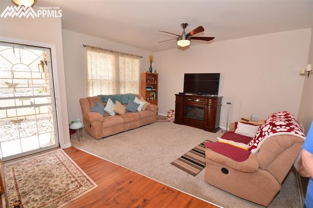 4084 Diamond Ridge View Colorado Springs, CO 80918 - Photo 4 of 29
