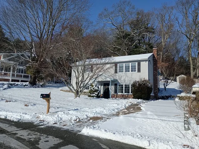 $399,900 | 13 Blanchard Avenue, Uxbridge, MA 01569