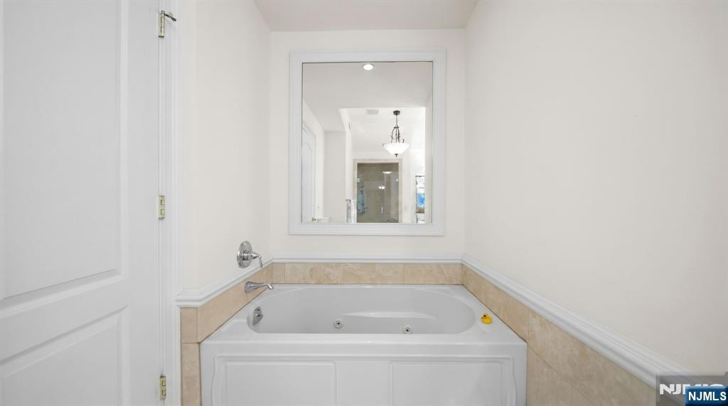 218 County Road Tenafly, NJ 07670 - Photo 15 of 21