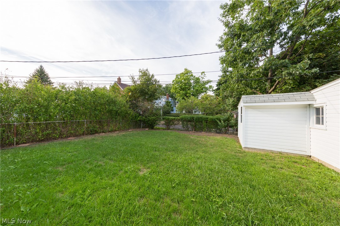 3829 Mayfield Road Cleveland Heights, OH 44121 - Photo 30 of 35