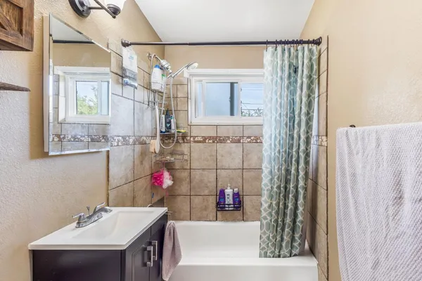 $390,000 | 3729 Milton Way, North Highlands, CA 95660
