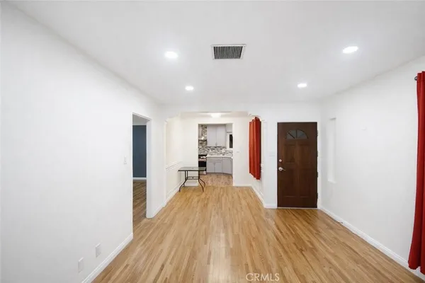 $3,400 | 2115 N Pass, Burbank, CA 91505