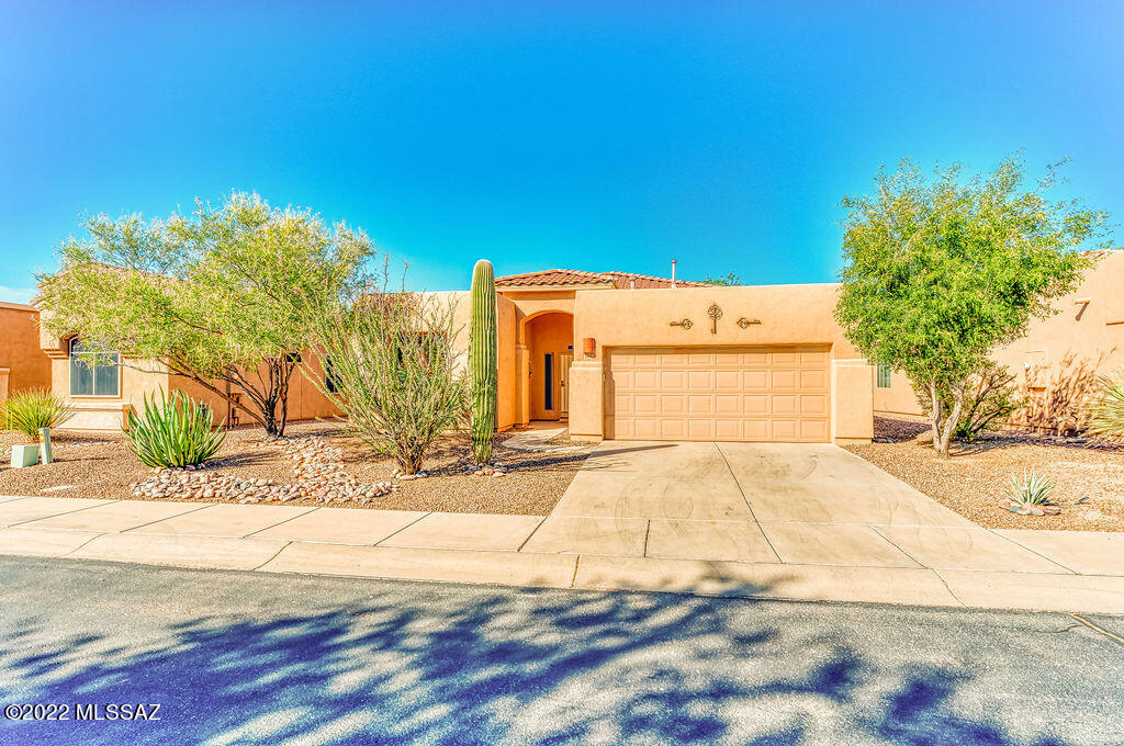 7550 West Pepper Ridge Road Tucson, AZ 85743 - Photo 2 of 26 Gallery Image 2