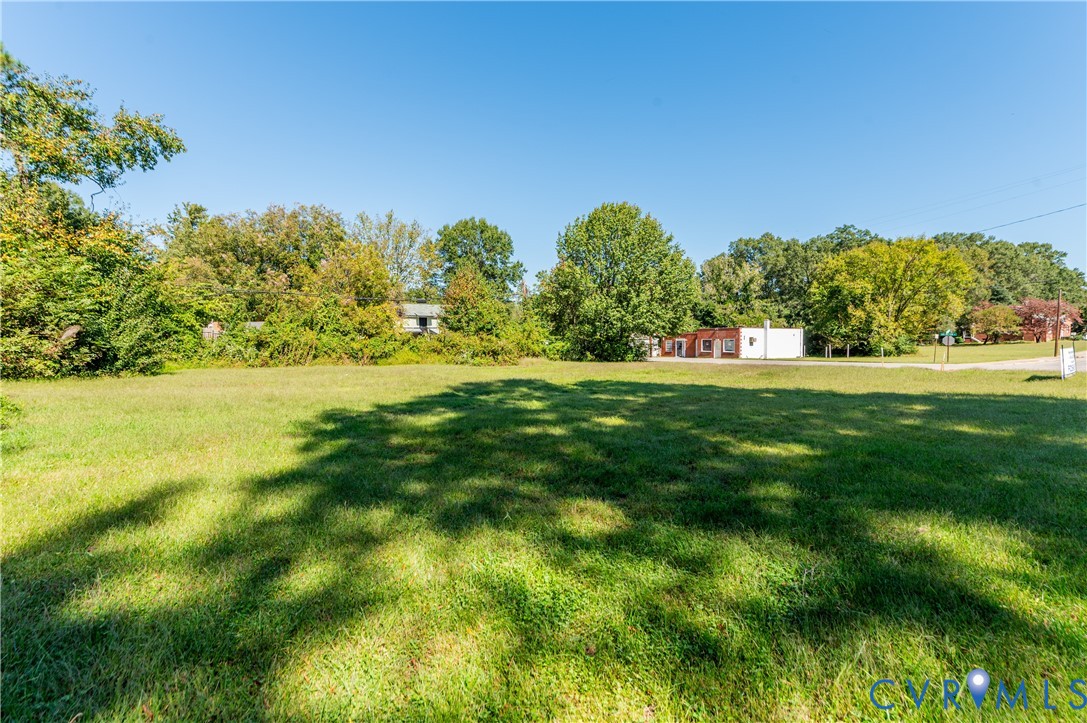 1304 Arlington Road Hopewell, VA 23860 - Photo 13 of 16 a view of yard with green space