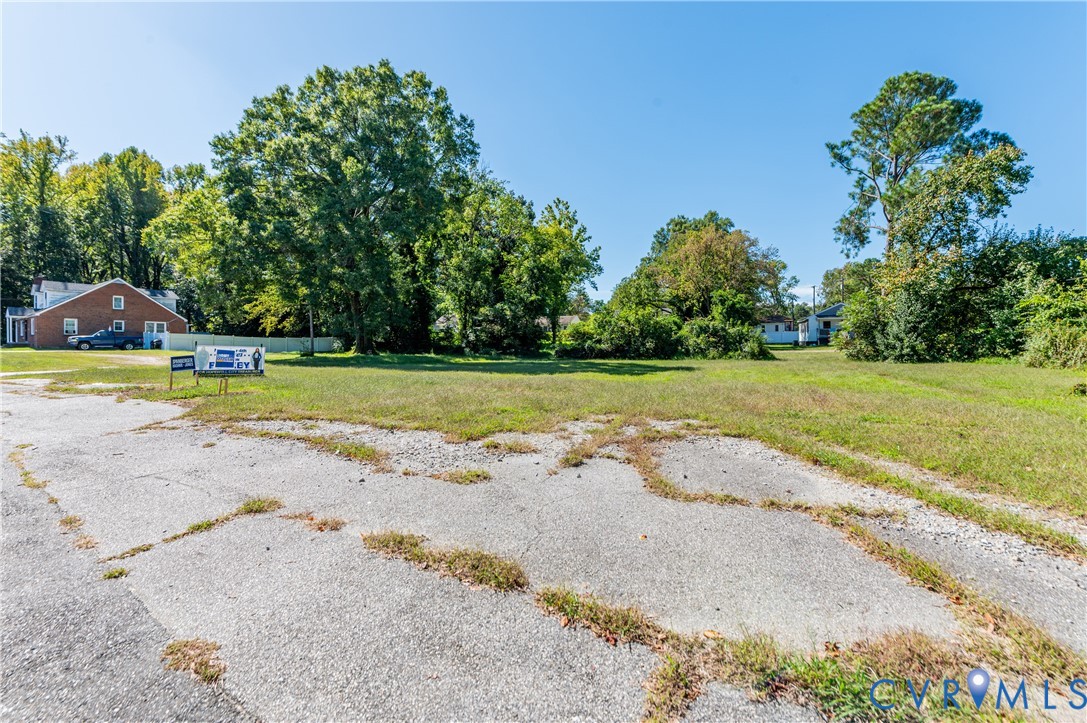 1304 Arlington Road Hopewell, VA 23860 - Photo 6 of 16 a view of a swimming pool with a yard