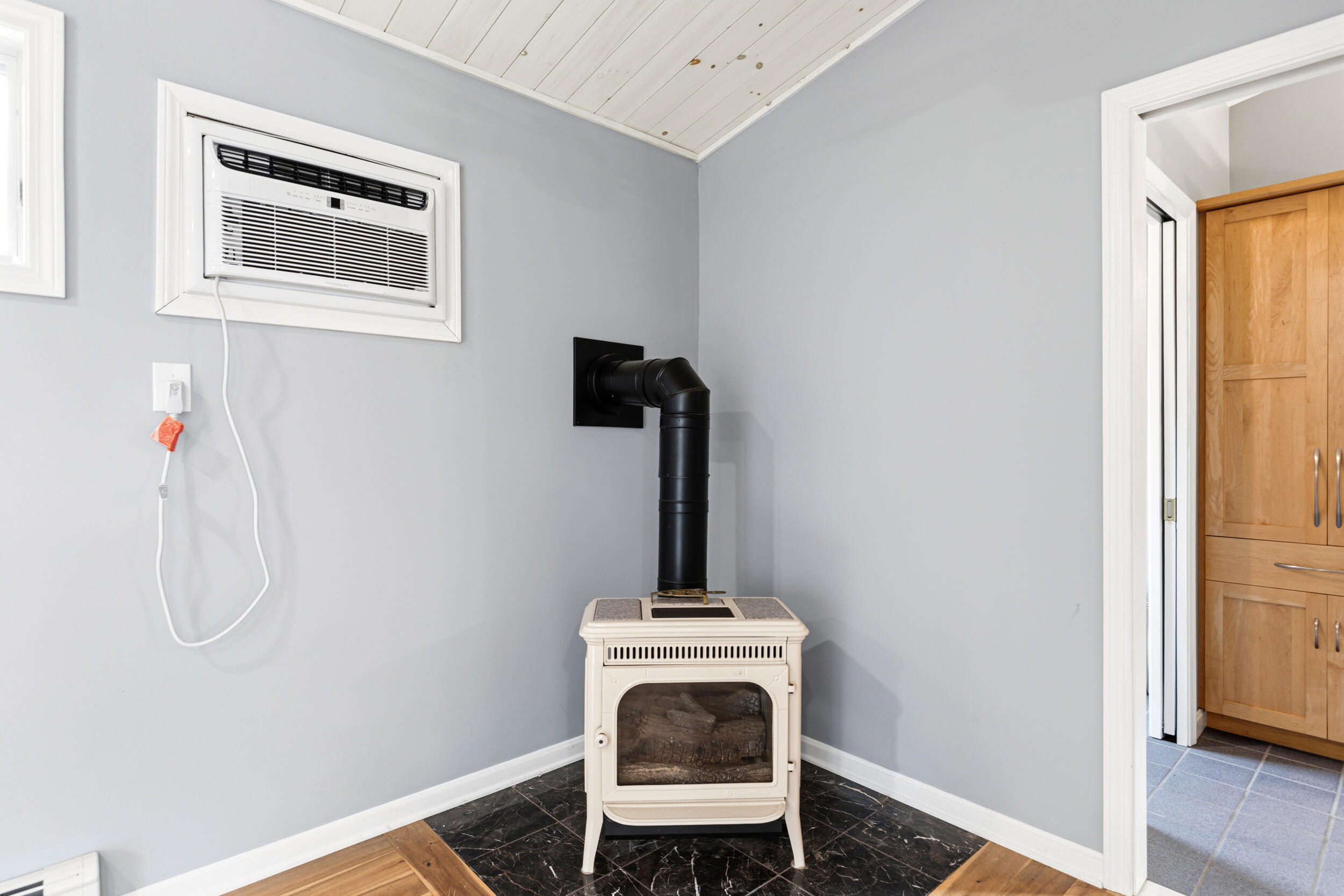25 Jeffrey Woods Road Windham, ME 04062 - Photo 11 of 60 25 jeffrey woods rd windham_011