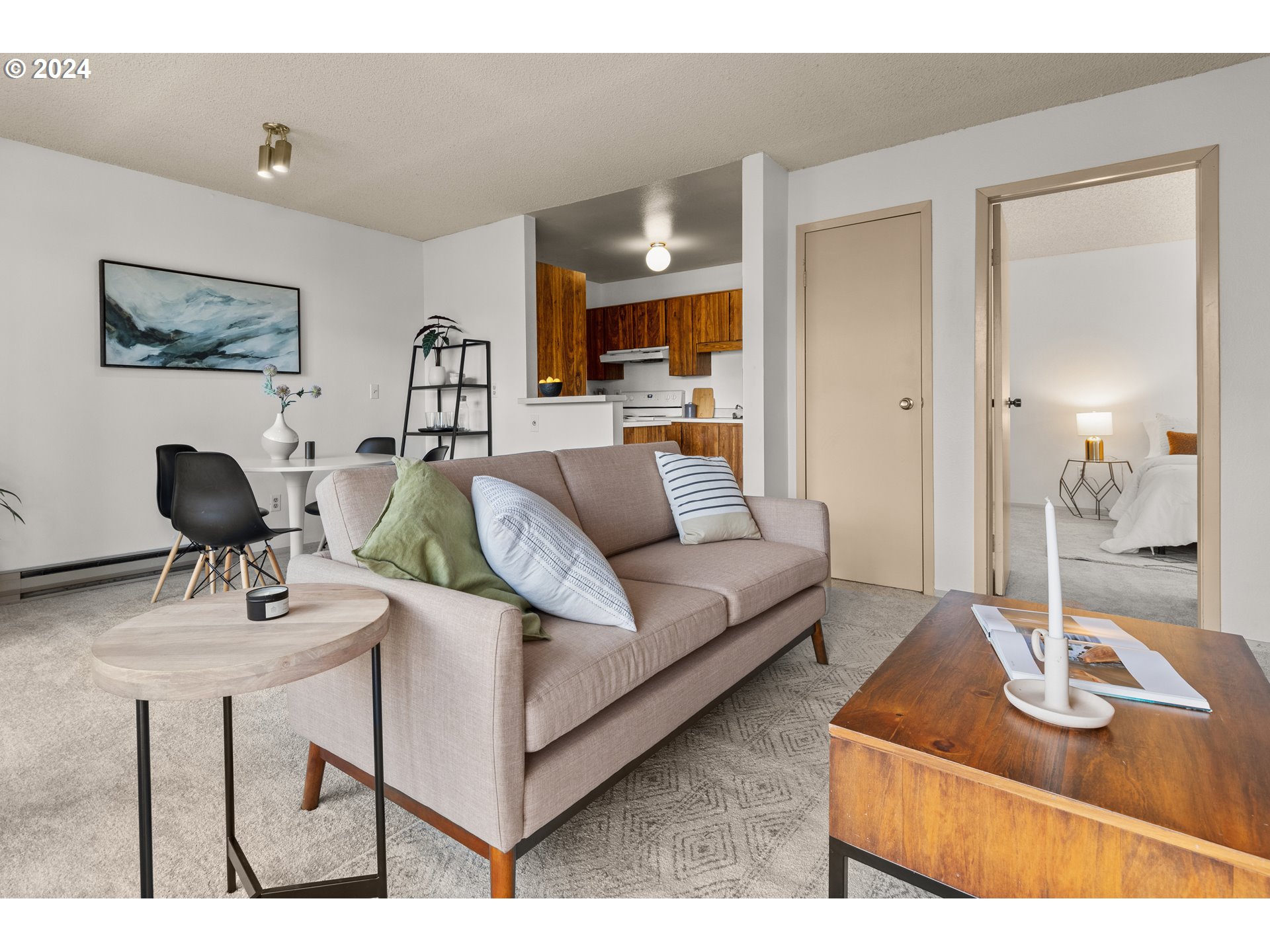 7540 Southwest Barnes Road Portland, OR 97225 - Photo 8 of 20 Gallery Image 8