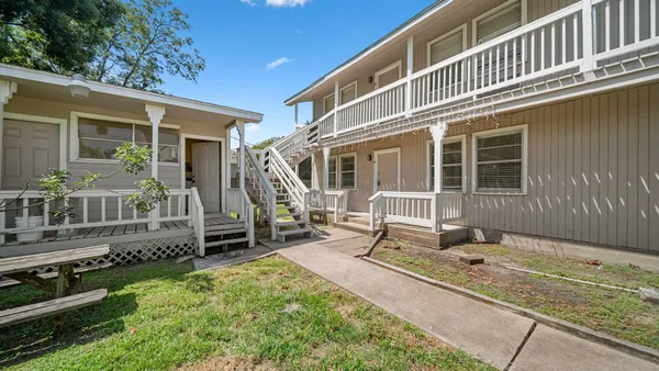 $995 | 12033 18th Street, Unit 3, Santa Fe, TX 77510