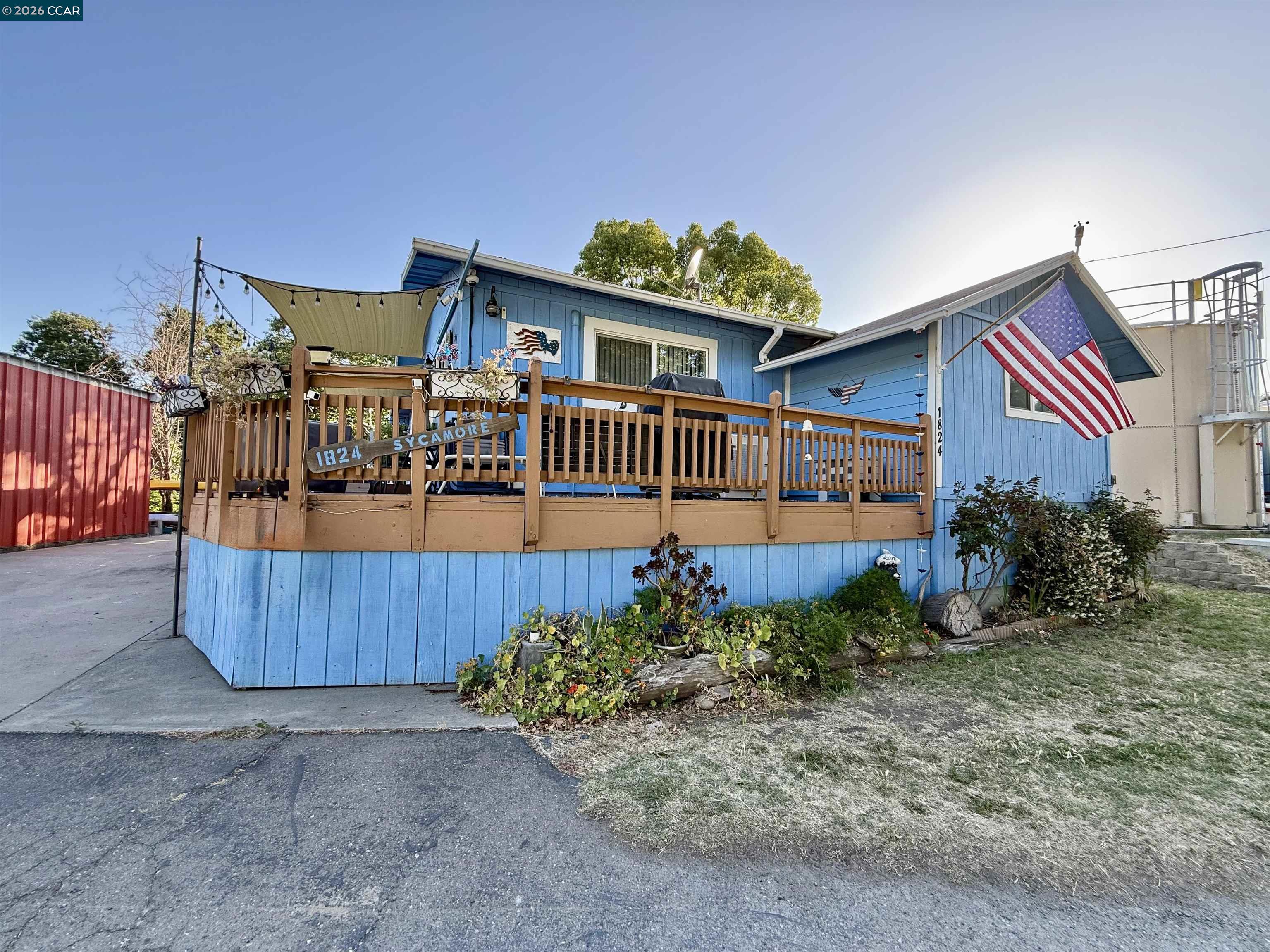 1824 Sycamore Drive Isleton, CA 95641 - Photo 2 of 25