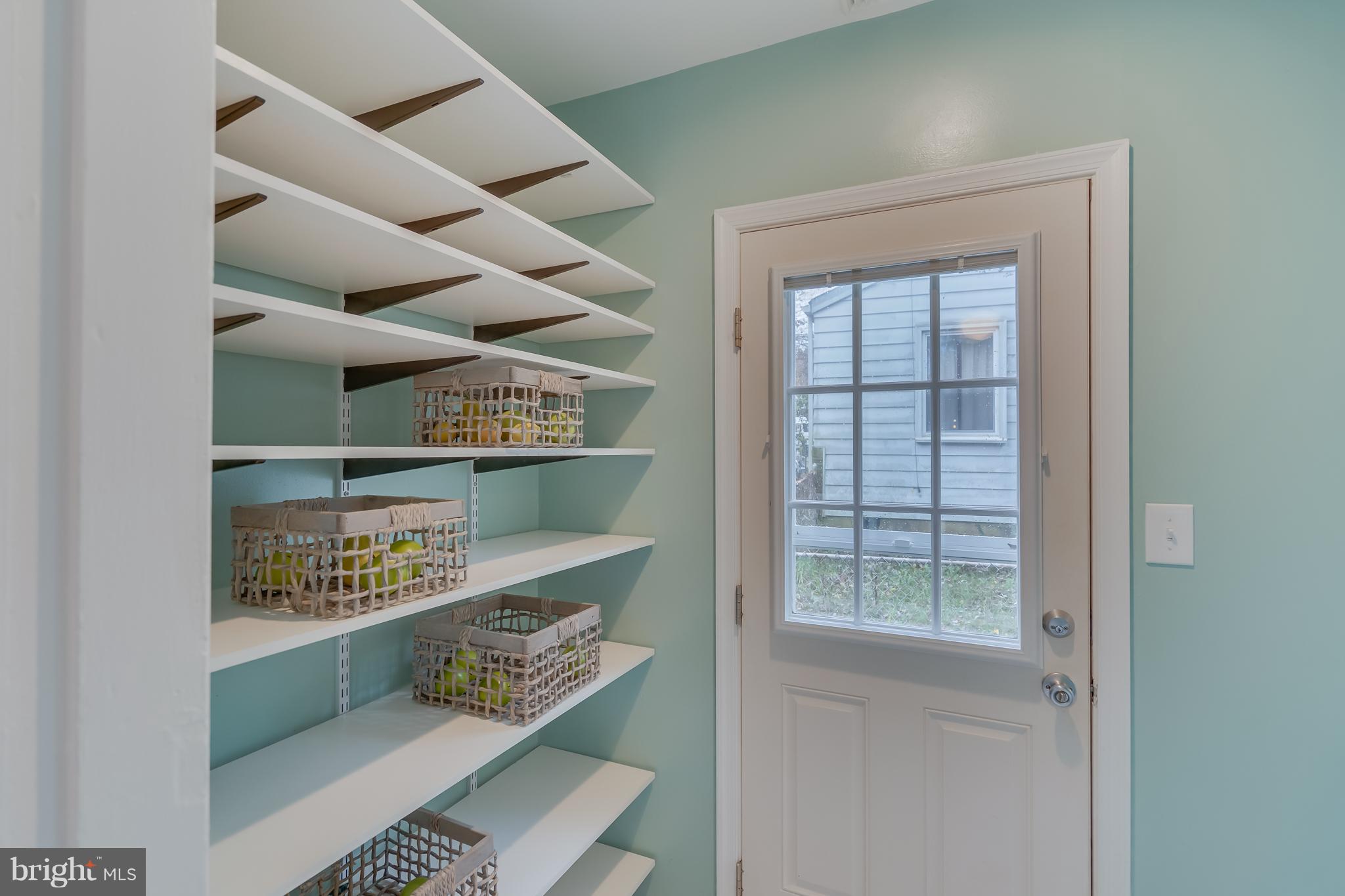 5606 Norton Road Alexandria, VA 22303 - Photo 16 of 32 Gallery Image 16