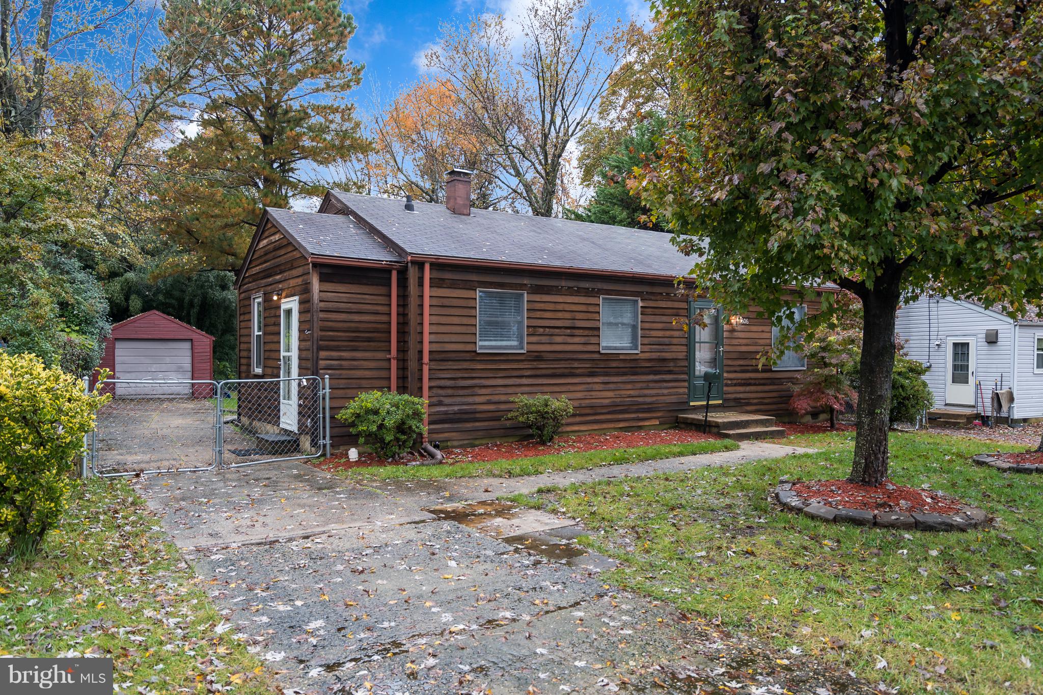 5606 Norton Road Alexandria, VA 22303 - Photo 4 of 32 Gallery Image 4