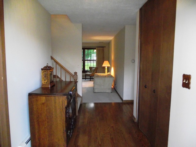 528 Berriedale Drive Cary, IL 60013 - Photo 2 of 25