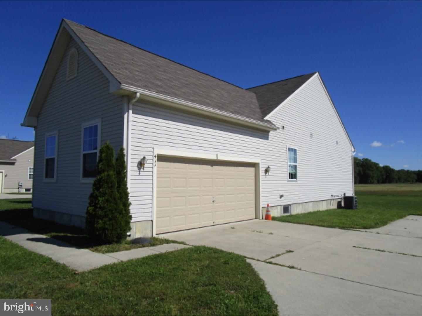 411 Georgetown Road Carneys Point, NJ 08069 - Photo 2 of 19