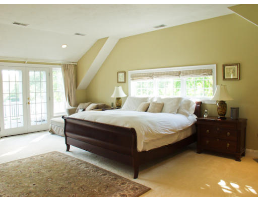 532 Lexington Road Concord, MA 01742 - Photo 12 of 20 a bedroom with a bed and window