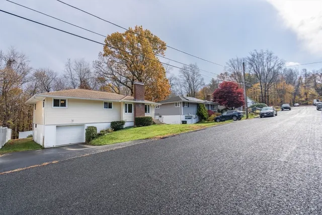 $445,000 | 27 Brewster Road, Worcester, MA 01602