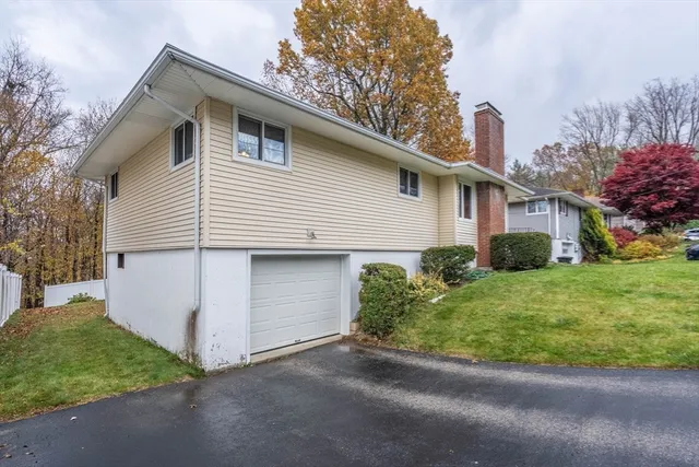 $445,000 | 27 Brewster Road, Worcester, MA 01602
