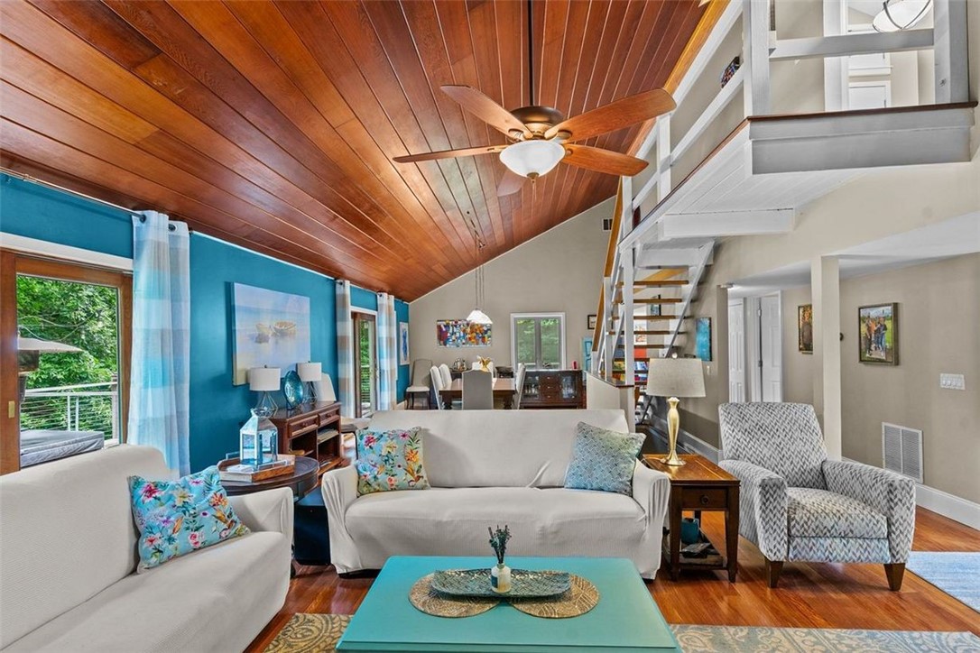 24 Valleybrook Drive Warwick, RI 02818 - Photo 12 of 50