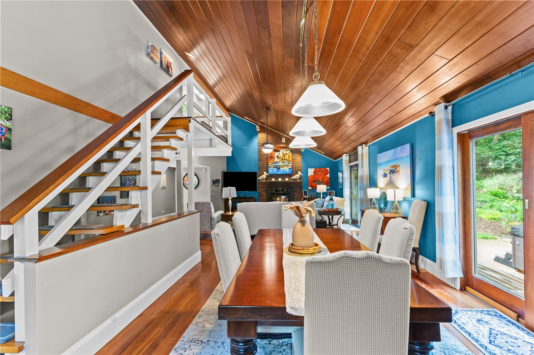 24 Valleybrook Drive Warwick, RI 02818 - Photo 14 of 50