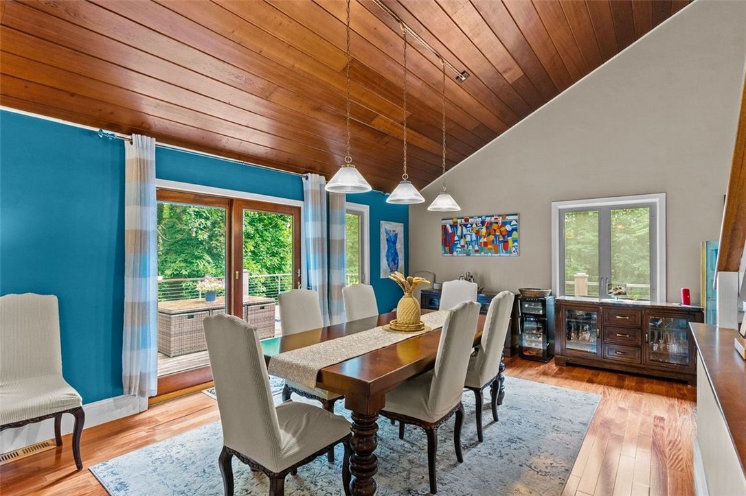 24 Valleybrook Drive Warwick, RI 02818 - Photo 15 of 50