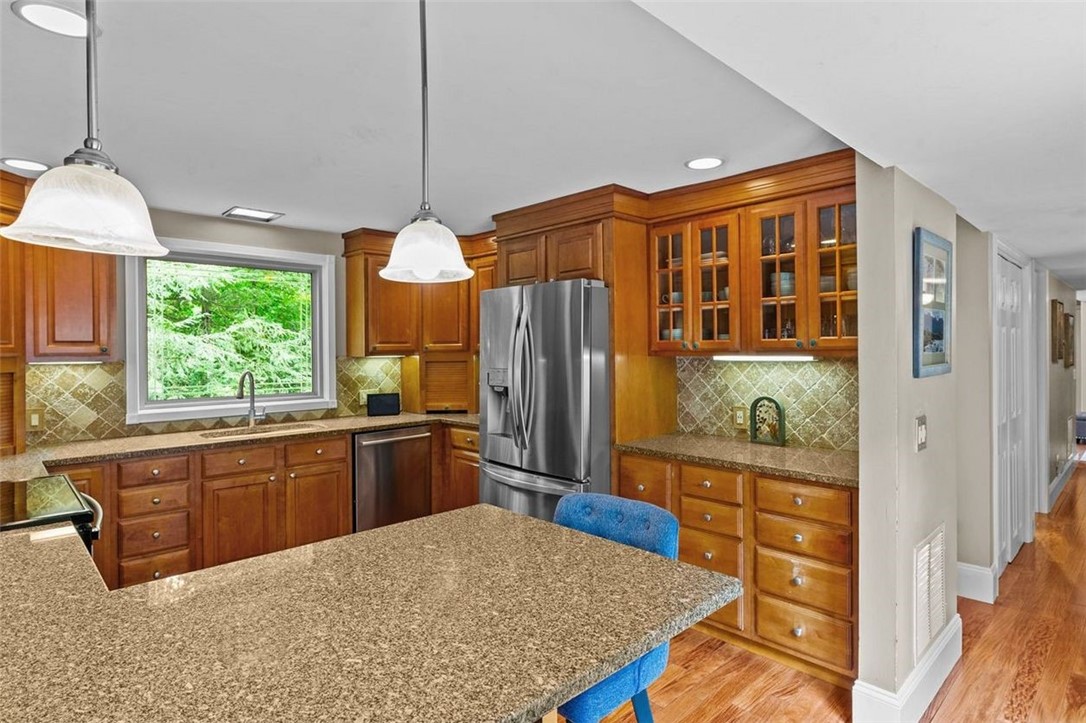 24 Valleybrook Drive Warwick, RI 02818 - Photo 25 of 50